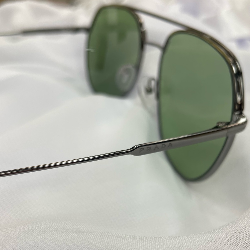 Authentic Prada Sunglasses Model# SPR 55U in black gunmetal M4Y411 size large